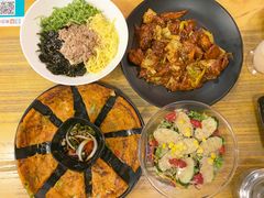 春川铁板鸡-吾里.春川家韩国料理(万达店)