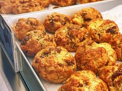 -鲍师傅糕点(青年汇店)