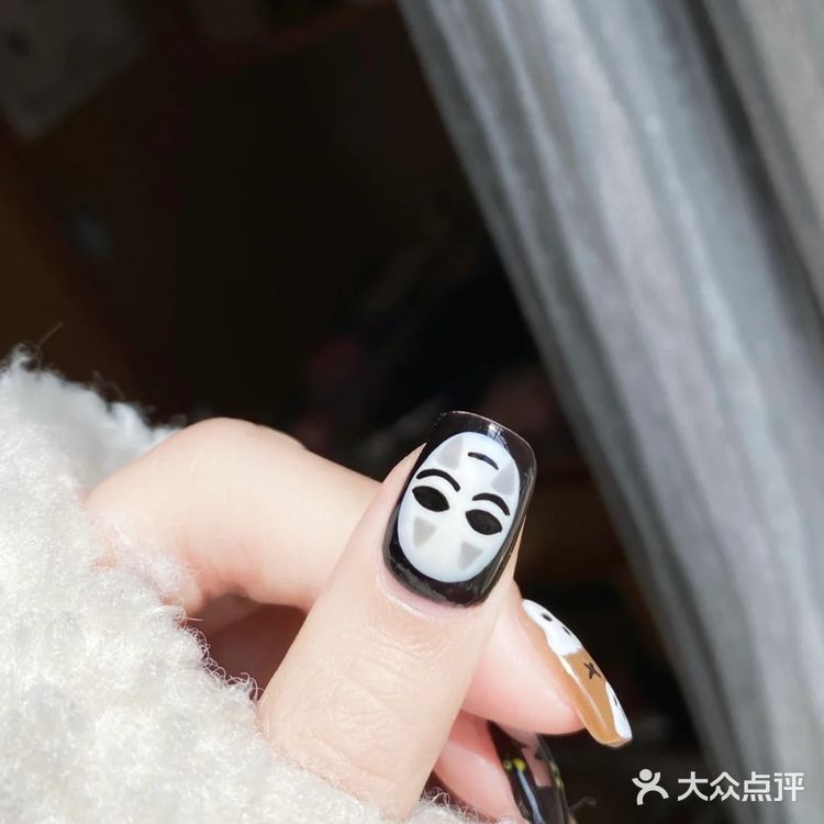 秋冬显白可爱万圣节无脸男幽灵美甲附教程 