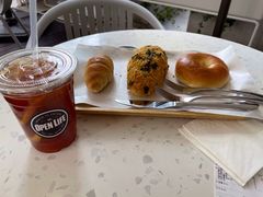 -The open life(万象城店)