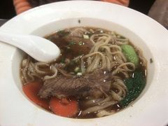 -康师傅私房牛肉面(马泉营奥莱店)