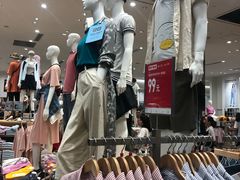 -优衣库(深圳万象天地旗舰店)