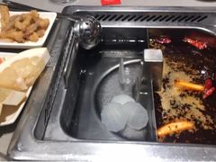 -海底捞火锅(关山保利店)