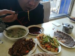 -一头牛馅饼店总店(卫工街店)