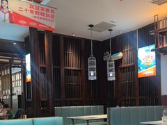 -阿瓦山寨·湘菜现炒·剁椒鱼头王(咸阳总店)