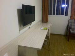 -悦友酒店(长沙井湾子国际家具广场店)