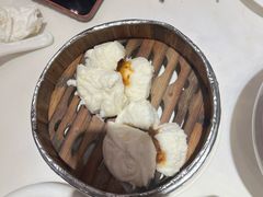 笑口鲍汁叉烧包-凤凰楼酒家·粤宴点心(华强北店)