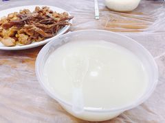 绿豆粥-蓝精灵饺子店