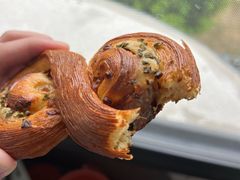 -VERIE BAKEHOUSE