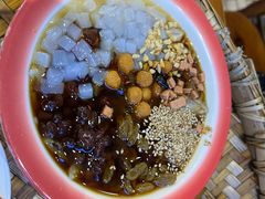 -爆炸头阿姨小四川正宗川味小吃(无任何分店)