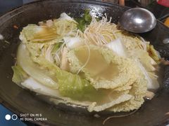 -霄汉牛三鲜湖北砂锅菜(万松园2店)