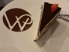 -WOLFGANG PUCK KITCHEN & BAR(迪士尼小镇店)