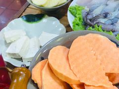 -东镇老火锅(长春路首店)