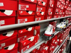 -NIKE上海青浦优选体验店