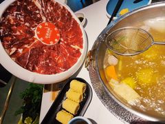 -左庭右院鲜牛肉火锅(金山万达店)