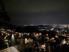 -草山夜未眠景观餐厅