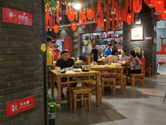 大堂-满园烤鸭·春饼(华强广场店)