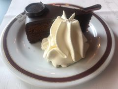 萨赫茶-Cafe Sacher(WIEN)