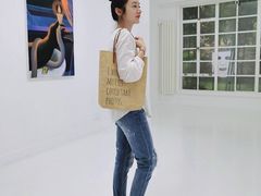 -胶囊画廊
