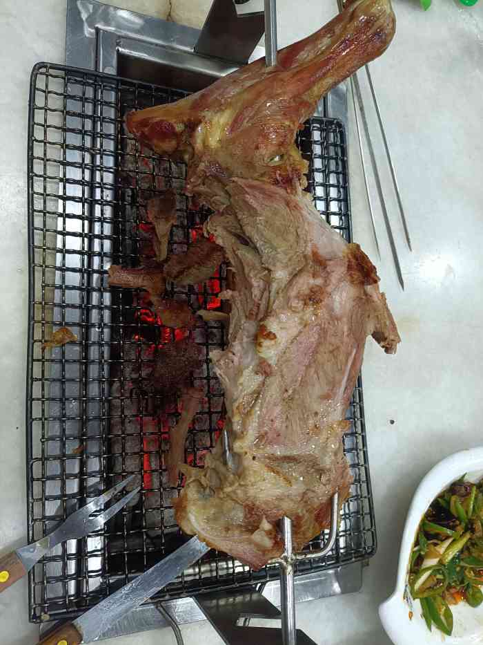老鞑子烤羊腿(新村店)
