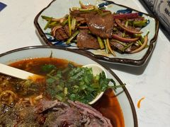 -鑫花溪牛肉米粉(凤凰街创始总店)