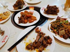 -泉福居酱骨头自助广场(南大街商业步行街店)
