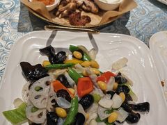 -巴扎美食·新疆菜·西域歌舞表演餐厅(新疆大厦店)