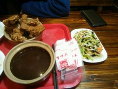 -万和春排骨砂锅米饭(湖北路店)
