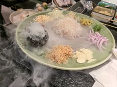 -得意咚瓜·顺德鱼生·冬瓜火锅(深圳首店)