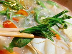 -冰冰龙虾·江湖菜·花园江景餐厅