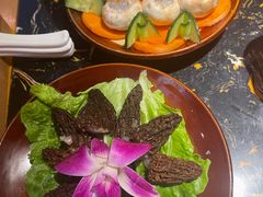 -憨孃孃·重庆老火锅(红山黑金店)
