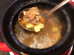 -万重锦·人文川菜馆(骡马市店)