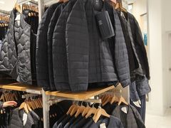 -优衣库(上海金桥国际商业广场店)