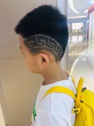 -Mengbaby·萌宝贝儿童理发(保利广场店)