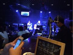 iphone_upload_pic-ohbar live house(人广店)