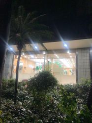 -首脑美发沙龙