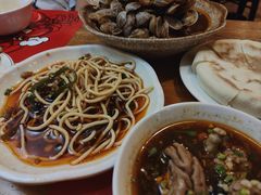 -李双猪·小龙虾·烧烤·羊肉煲(乐山店)