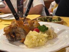 -申德勒加油站西餐厅Schindlers Tankstelle(上海外滩店)