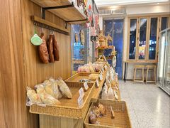 -提亚烘焙·手作面包·生日蛋糕(七星店)