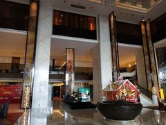 -中山利和希尔顿酒店