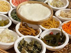 -包整·丝娃娃(一览甲秀楼风景店)