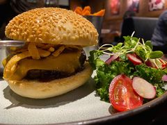 香浓蘑菇牛肉汉堡-bluefrog蓝蛙(悠唐购物中心店)
