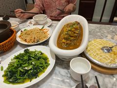 -小菜园新徽菜(宜兴八佰伴店)