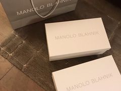 -Manolo Blahnik(置地广场店)