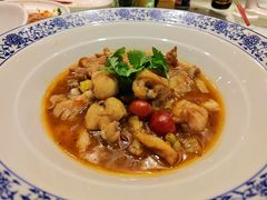 -骏莱海鲜鱼港(五角场店)