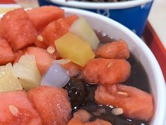 -帅小六刨冰·不一样的奶冰(总店)