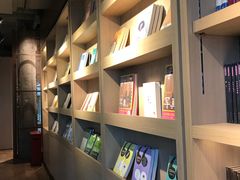 -光海书局(南京东路第一百货店)