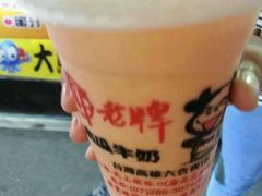 -六合夜市