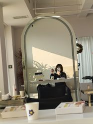 -Hello Lady发型设计