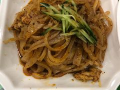 岐山擀面皮-令氏家外家周秦食府(高新店)